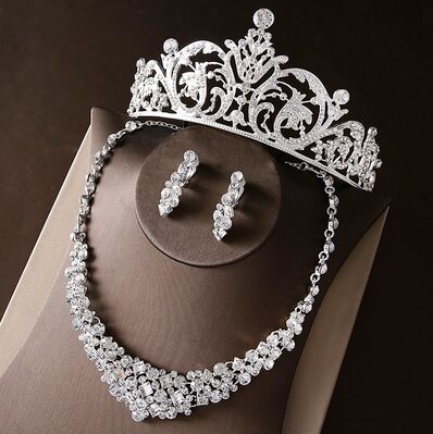Noble Crystal Bridal Jewelry Sets Silver Fashion Wedding Jewelry Tiara Necklace Earrings for Brides Bridesmaids
